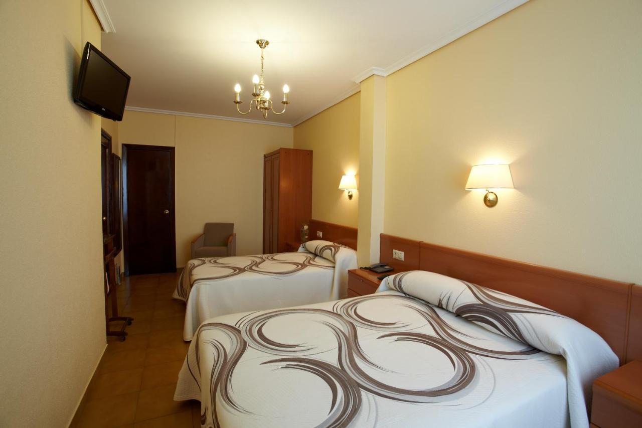 Hotel Panton Виго Екстериор снимка