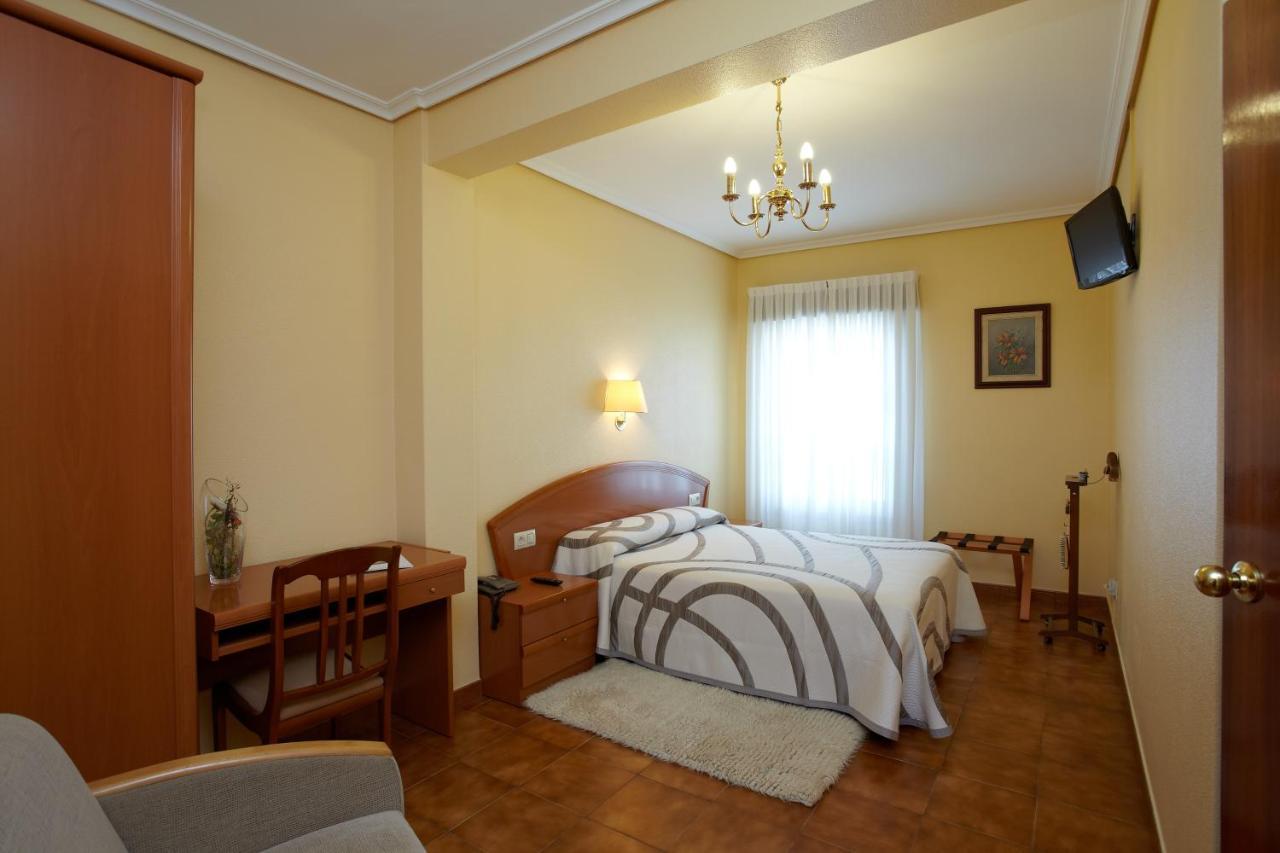 Hotel Panton Виго Екстериор снимка