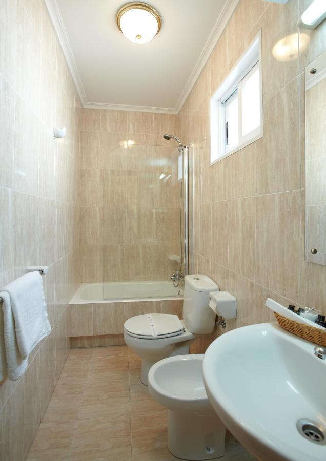 Hotel Panton Виго Екстериор снимка