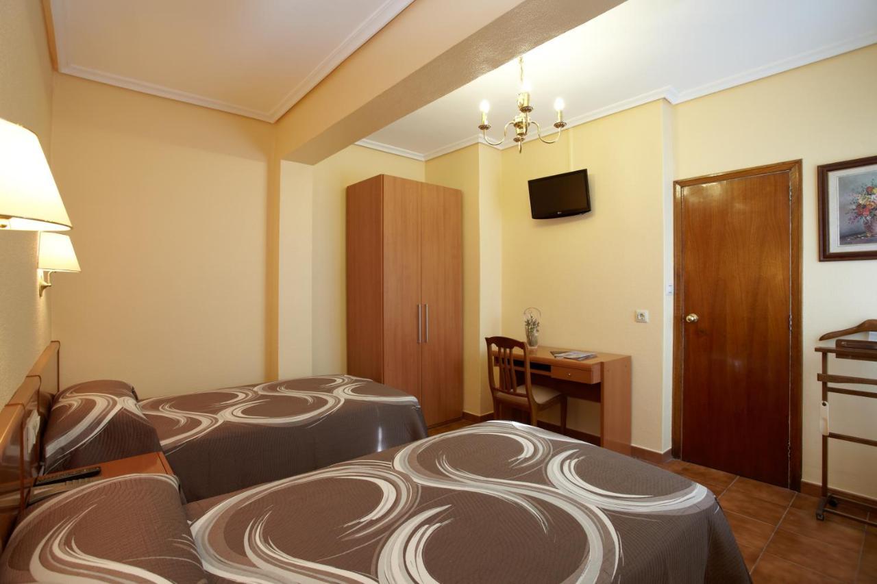 Hotel Panton Виго Екстериор снимка